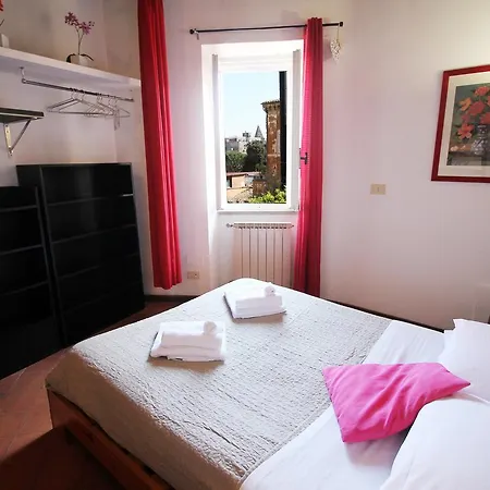 아파트 Trastevere Charming Penthouse 로마