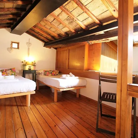 아파트 Trastevere Charming Penthouse *