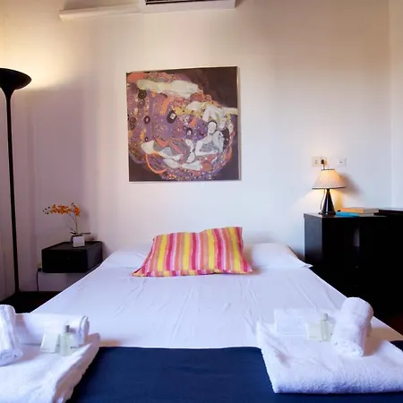 아파트 Trastevere Charming Penthouse 로마